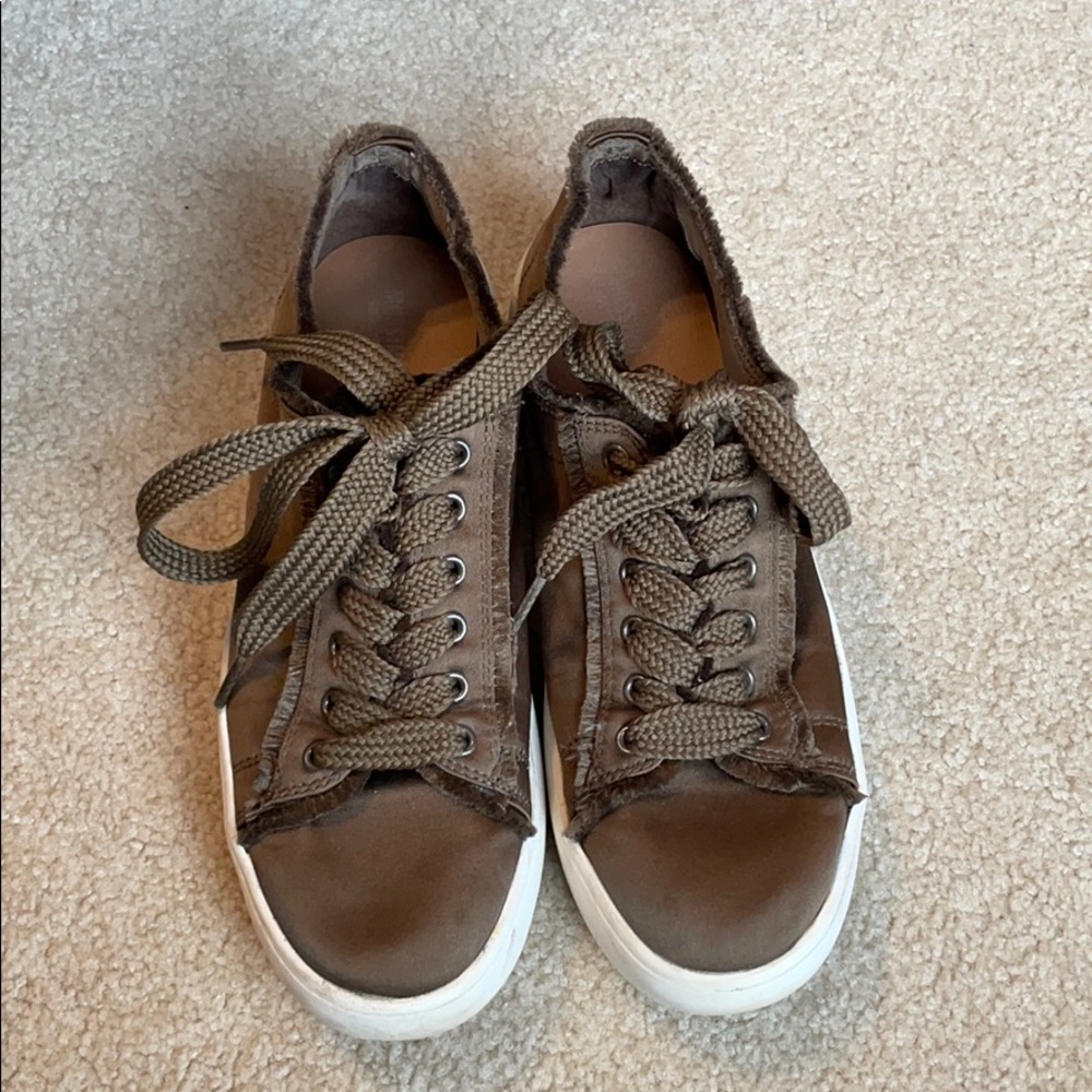 Olive green sneakers | Mossimo